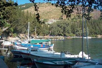 Ein malerisches Fischerdorf von Korfu